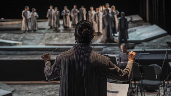 Ο Ταρκόφσκι πάει Λυρική: Δείτε τις πρώτες φωτογραφίες