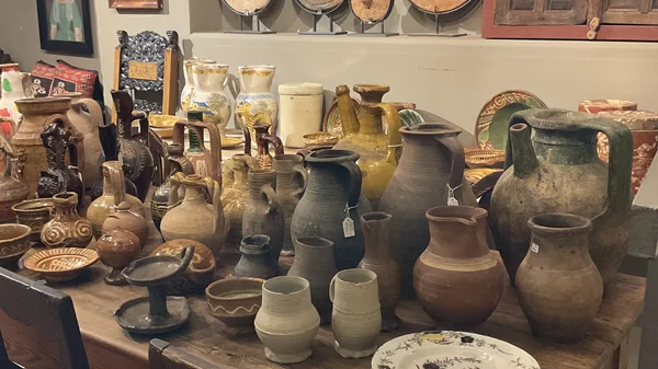 Το παζάρι κεραμικών στo Vlastaris Antiques επιστρέφει