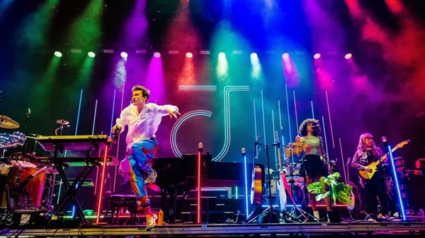 Ο Jacob Collier για πρώτη φορά στην Ελλάδα