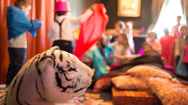 Παιχνίδι στον τροπικό του "Buba Bistrot Exotique"