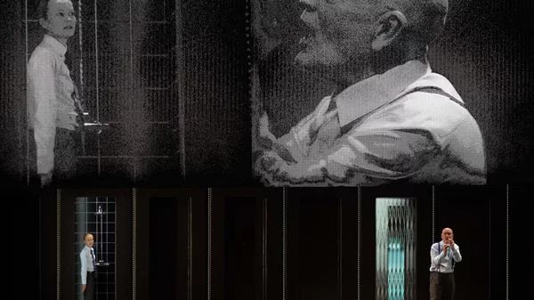 "Στη μοναξιά των κάμπων με βαμβάκι": Είδαμε την πρεμιέρα της διεθνούς παραγωγής στη Στέγη του Ιδρύματος Ωνάση