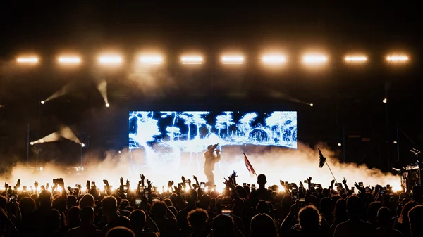 Το Plisskën Festival 2025 έρχεται να ηλεκτρίσει την Αθήνα