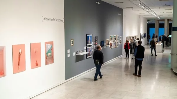 Διαγωνισμοί για διευθυντές/διευθύντριες των μουσείων σύγχρονης τέχνης: ένα πρόβλημα που απαιτεί λύση