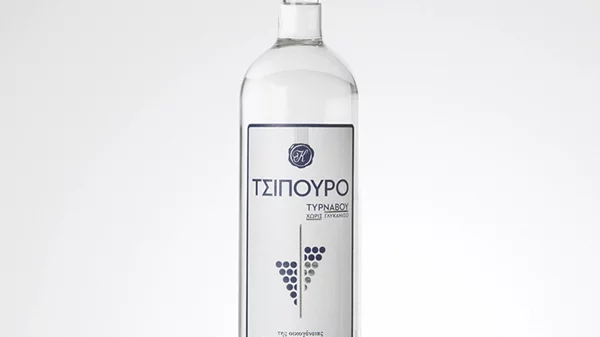 H "Kardasi Distillery" υπογράφει το τσίπουρο της φετινής Σαρακοστής