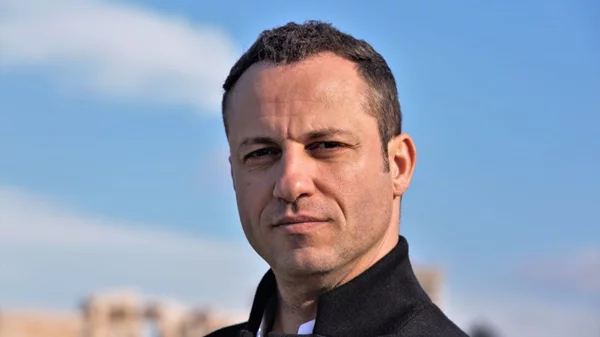 Δύο εβδομαδιαία ραντεβού στη μουσική σκηνή "Caja De Musica"