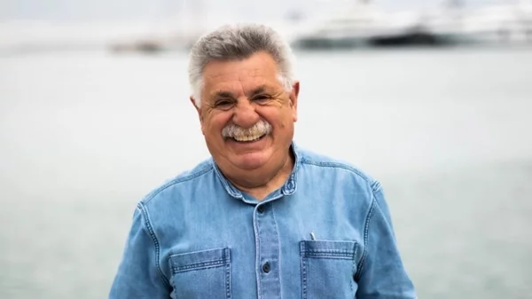 "Fishkardo" και "Tra Due": Ο Λευτέρης Λαζάρου σαλπάρει για Φισκάρδο