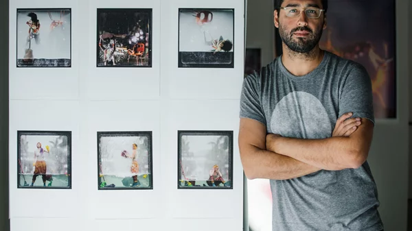 Μια εμβυθιστική εμπειρία προσφέρει η οπτικοακουστική εγκατάσταση "LAPSE" στο Νιάρχος