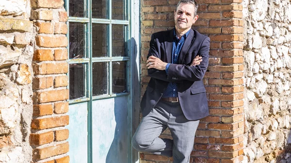 Ο Κωστής Παπαϊωάννου θέλει να συνδυάσει τη συνέχεια με τις τομές στην Τεχνόπολη Δήμου Αθηναίων