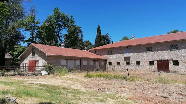 Με ταχείς ρυθμούς προχωρούν τα έργα στο π. βασιλικό κτήμα Τατοϊου