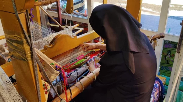 Η ελληνική χειροτεχνία ενδυναμώνεται από το Υπουργείο Πολιτισμού