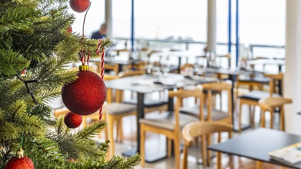 "Poseidon  Athens Hotel": Γιορτινή απόδραση μέσα στην πόλη