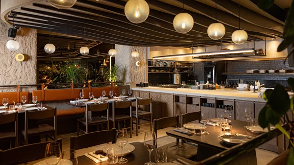 Το "Ox Chop House" ξεδιπλώνει τη νοστιμιά της (κρεατοφαγικής) απλότητας