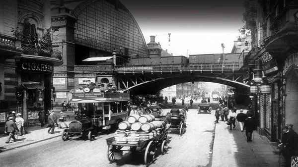 Όλα όσα μας επιφυλάσσει το 10ο Διεθνές Φεστιβάλ Ντοκιμαντέρ Πελοποννήσου