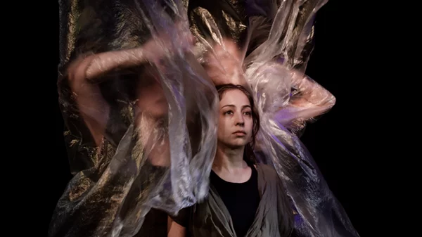 "Συναξάρια, μαρτυρίες, μάρτυρες. 1922": Τρεις γυναίκες θυμούνται τη Μικρασιατική Καταστροφή