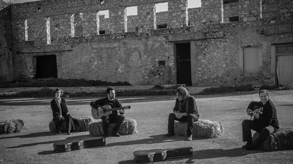 Μουσικές διαδρομές "Από τον Μπαχ στους ρεμπέτες του Πειραιά"