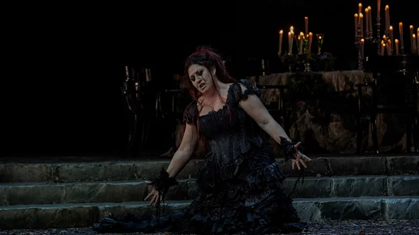 Δείτε φωτογραφίες από την προετοιμασία της "Μήδειας" του Κερουμπίνι στη Λυρική