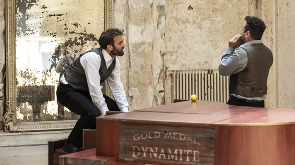 Για την ομάδα του "Lemon" "θέατρο υπάρχει όπου υπάρχουν θεατές"