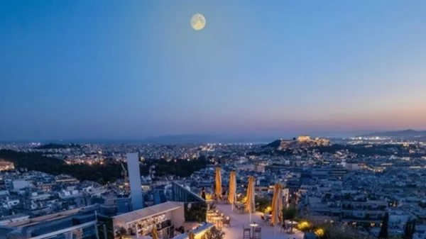 Εκεί θα απολαύσεις την Πανσέληνο του Ελαφιού στην Αθήνα