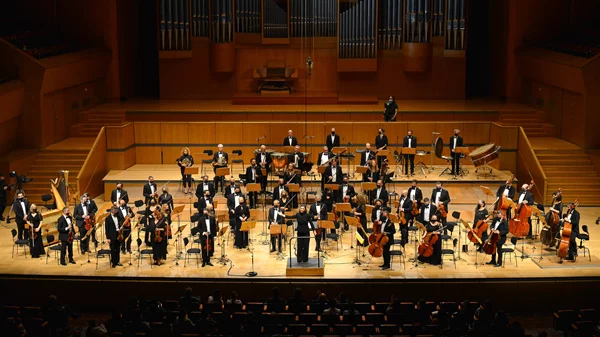 Με "Το ισοκράτημα ενός μεσήλικα" του Γιώργου Κουμεντάκη εγκαινιάζονται τα "Σύγχρονα Ελληνικά Κοντσέρτα"