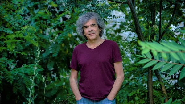 Νίκος Κυπουργός: "Θα πω ναι σε όποιον θέλει να ασχοληθεί με την τέχνη"