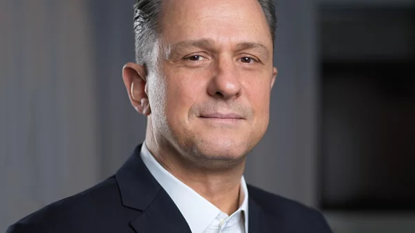 Βασίλειος Κουμπής: "Μέσα από τα εστιατόρια προστατεύουμε την παράδοση του τόπου"