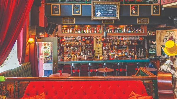 "Β-Κουτί": Ρετρό, σικ και κλασικό