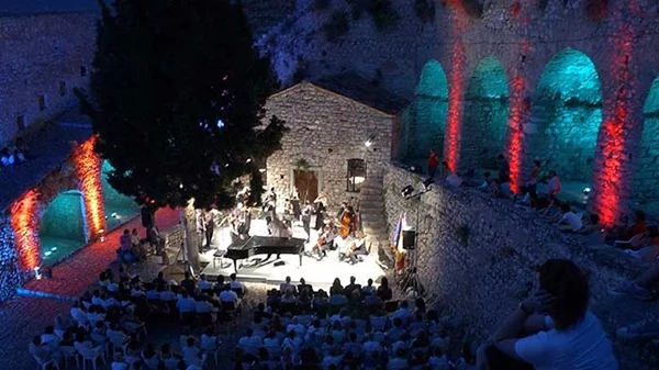 To 32ο Φεστιβάλ Ναυπλίου δίνει "βήμα στους νέους"