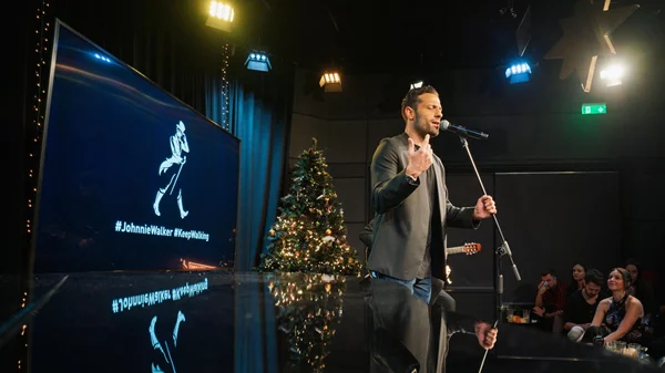 Μια βραδιά έκπληξη από το Johnnie Walker και τον Κωνσταντίνο Αργυρό!