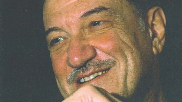 Έφυγε από τη ζωή ο συγγραφέας Αλέξανδρος Ίσαρης