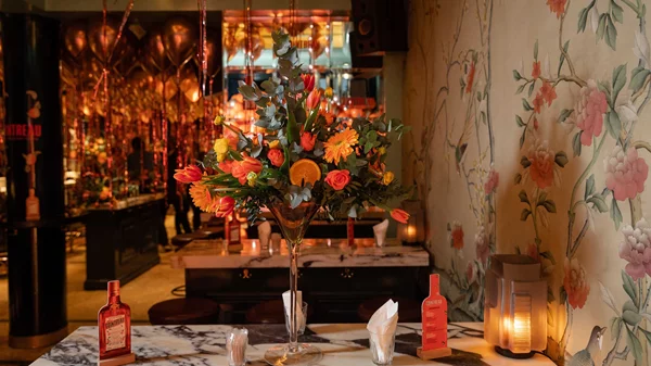 Με ένα λαμπερό party γιόρτασε, στην Ελλάδα, το Cointreau τη νέα εντυπωσιακή του φιάλη