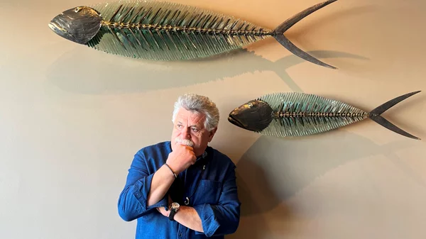 Ο Λαζάρου στη Σαντορίνη