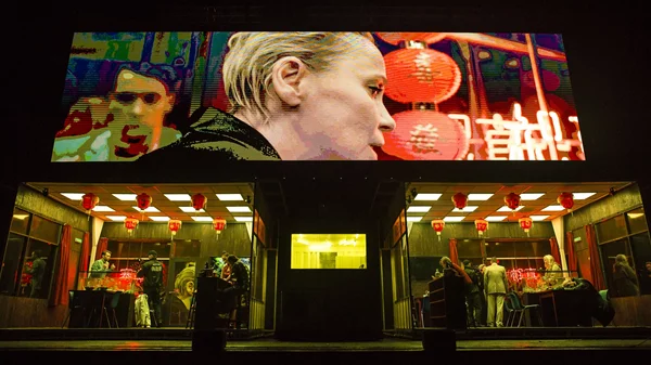 "Rohtko": Είδαμε το ψυχεδελικό multimedia θέαμα στη σκηνή της Στέγης