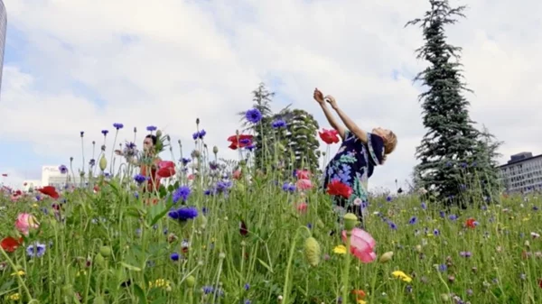 "ΦΥ-ΣΙ-ΚΙΝΗΣΗ": Συνδυάζοντας τον χορό και την κίνηση με την κατανόηση της έρευνας και των φυσικών επιστημών