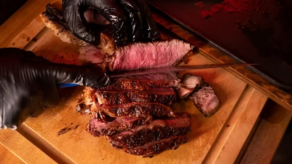 Νέο "Dry & Raw" στο Νέο Ψυχικό