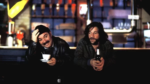 Ο Χρήστος που δε μένει πια εδώ παρουσιάζει το ασύγκριτο "Μαζί, Ποτέ!"