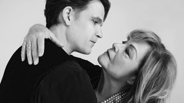 Ρένη Πιττακή & Κώστας Βασαρδάνης σε "Έξι μαθήματα χορού σε έξι εβδομάδες" στο Πτι Παλαί