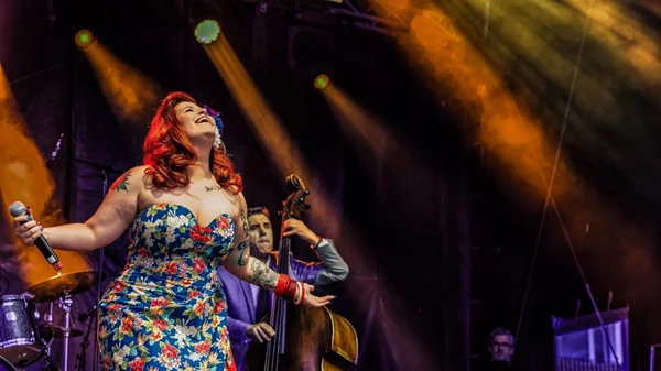 Γιορτές στο "Half Note" με τους Cecilya & The Candy Kings