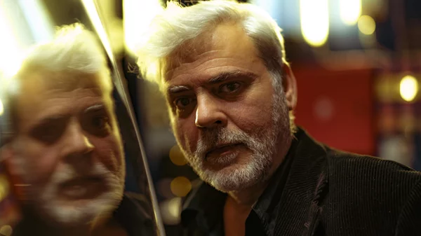 Νίκος Καραθάνος: "Είμαι βρέφος στο χώρο της όπερας, αλλά συνεχώς μαθαίνω"