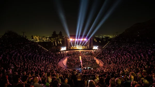 "Τίποτα δεν πάει χαμένο": Τα τραγούδια της Μεταπολίτευσης σε μία μεγάλη συναυλία στον Λυκαβηττό