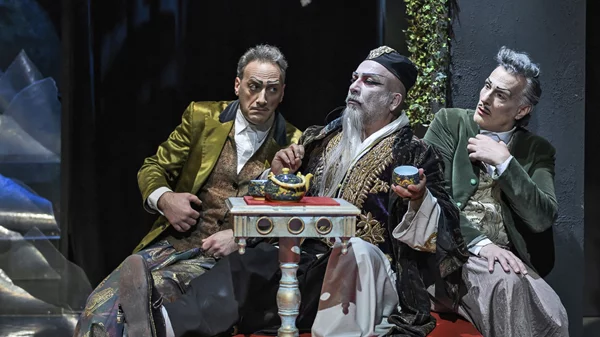 Μια σύγχρονη ματιά στην "Τουραντό" του Γκότσι: Τελευταίες παραστάσεις έως 13 Απριλίου