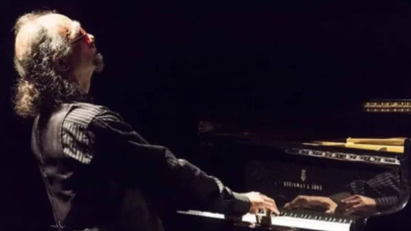 "Ηχο-Δράσεις" και αυτοσχεδιασμοί από τον δεξιοτέχνη των κρουστών Νίκο Τουλιάτο