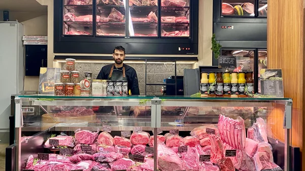 "Dacristo": το steak house-salumeria-deli που ομορφαίνει τη Θεσσαλονίκη