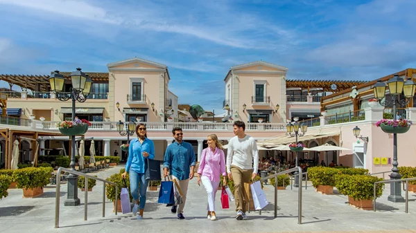 Mid-Season Offers, από 2 έως 14 Μαΐου, στο εκπτωτικό χωριό Designer Outlet Athens