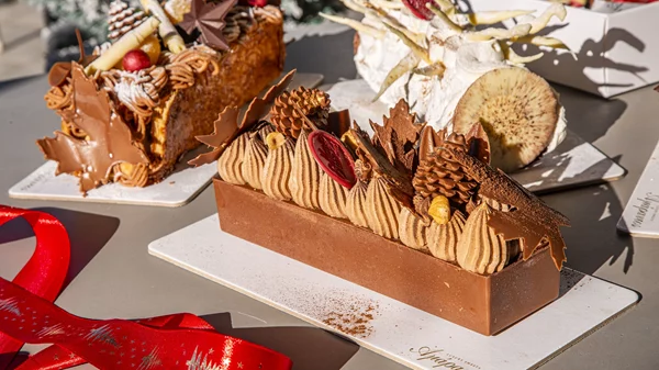 Αμάραντος:  Όλη η μαγεία των γιορτών σε μία μπουκιά