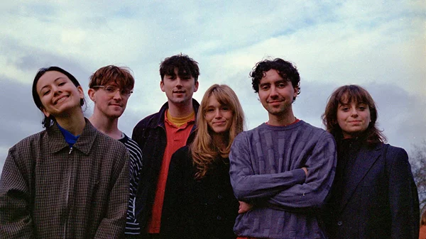 Οι Black Country, New Road έρχονται να ταράξουν την Αθήνα