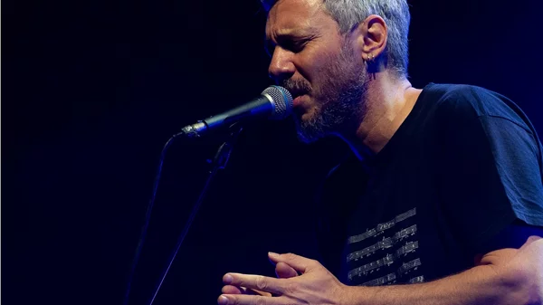 Αλκίνοος Ιωαννίδης: Γιόρτασε τα γενέθλιά του στο "Κατράκειο", μπροστά σε πιστό και ενθουσιώδες κοινό