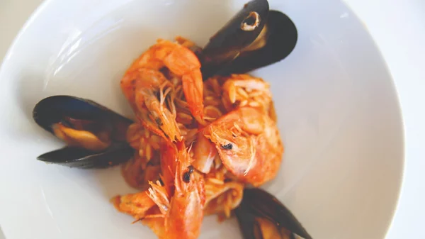 ''Ακρογιάλι''