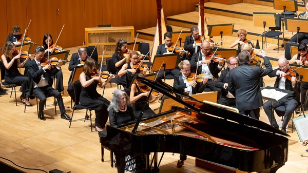 Εντυπωσιακό ξεκίνημα της νέας σαιζόν στη Θεσσαλονίκη: θαυμάσιες συναυλίες Φιλαρμονικής του Μόντε-Κάρλο με Άργκεριχ/Ντυτουά για τα 25 χρόνια του Μεγάρου Μουσικής και ΚΟΘ υπό τον Τ. Ζάντερλινγκ!