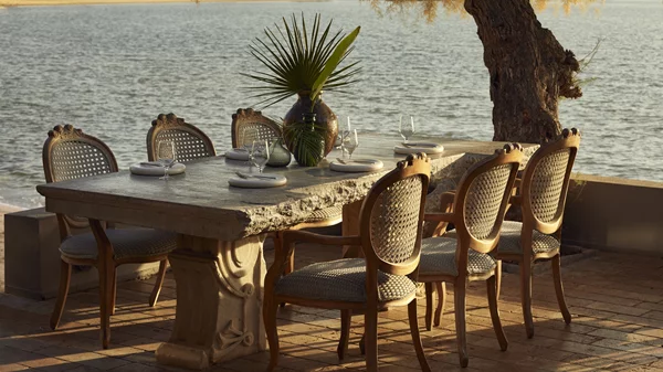 "Ark": Η γαστρονομική σταθερά της αθηναϊκής ριβιέρας