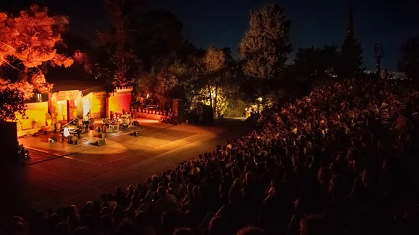 Φ hill Sessions: Ο Σεπτέμβριος στο Λόφο Φιλοπάππου έχει κάτι για όλους!